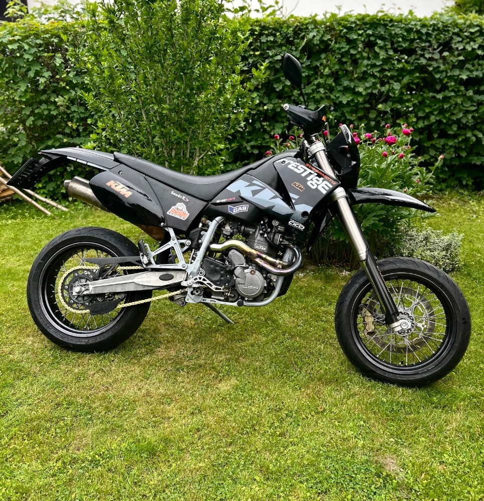 KTM 640 LC4 Supermoto