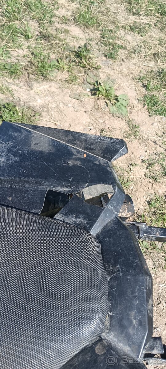 Prodám poloautomatickou čtyřkolku