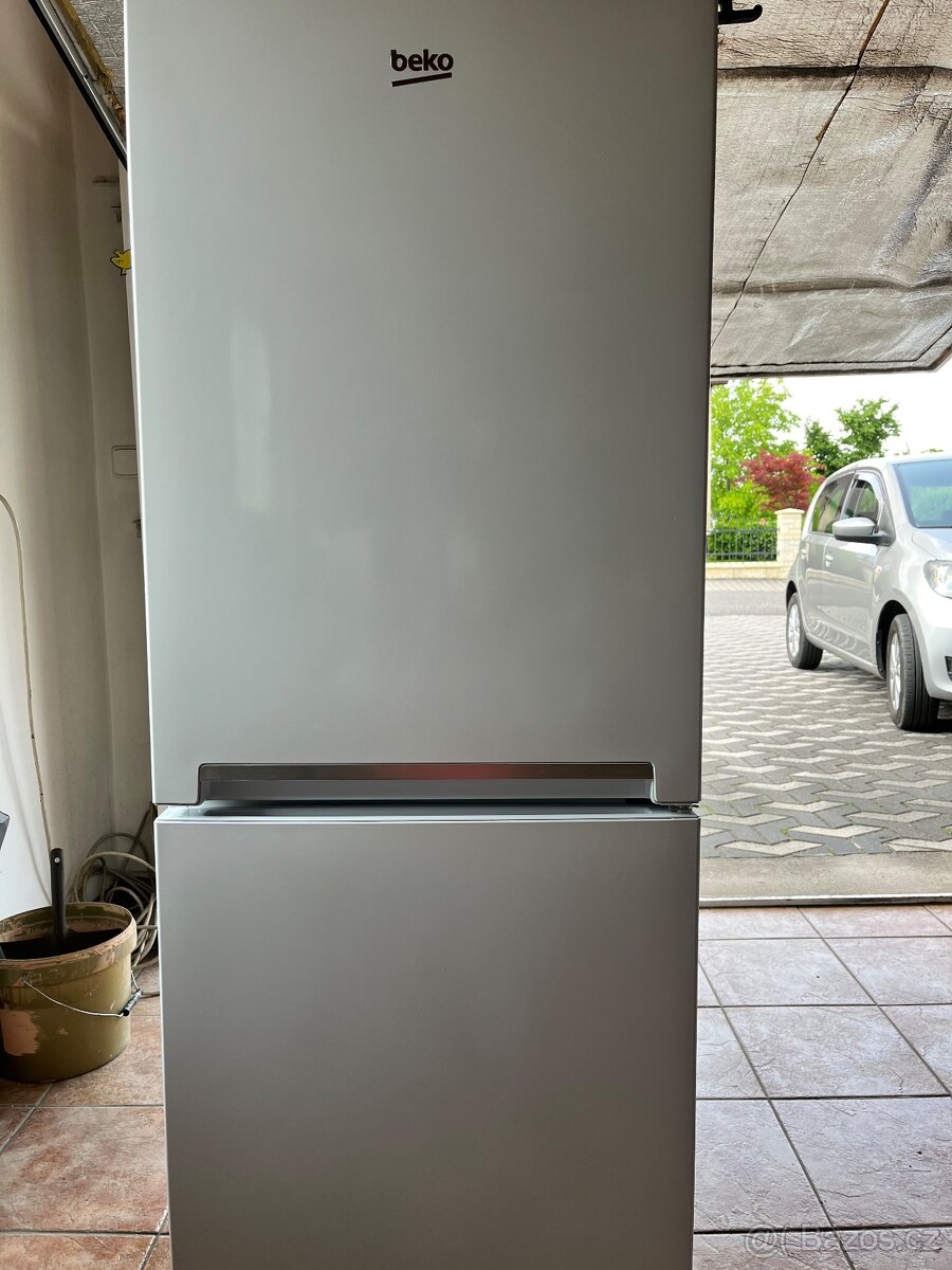 Prodám lednici Beko
