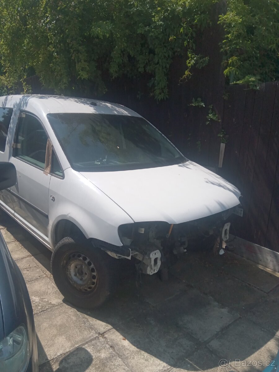 VW Caddy na náhradní díly