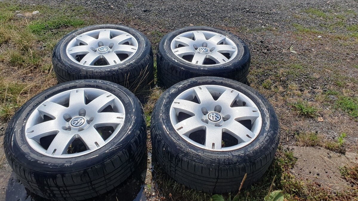 originální ALU kola VW passat R16 5x112mm