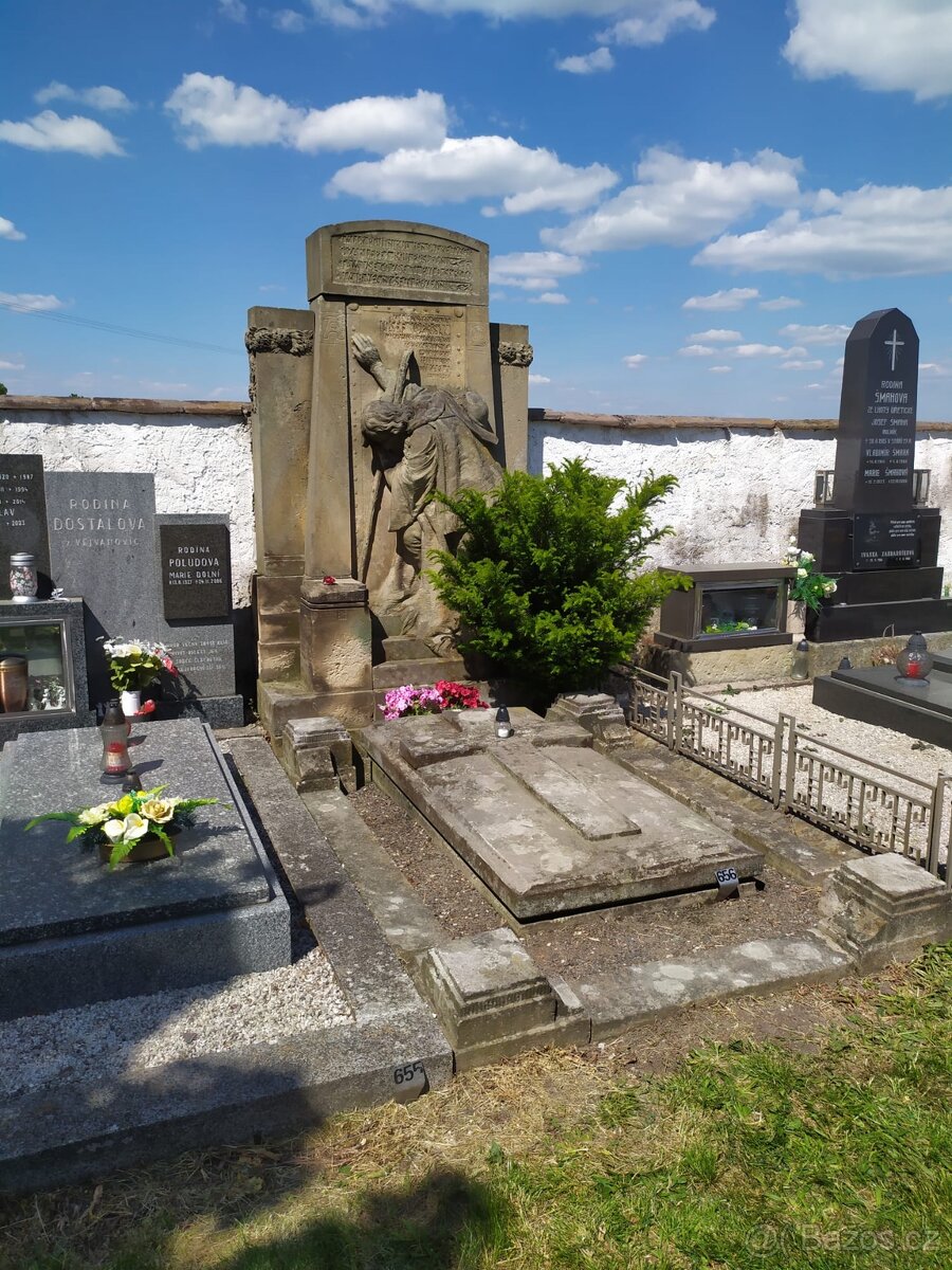 Hrob/hřbitovní místo: Vejvanovice, zaplaceno do r. 2030