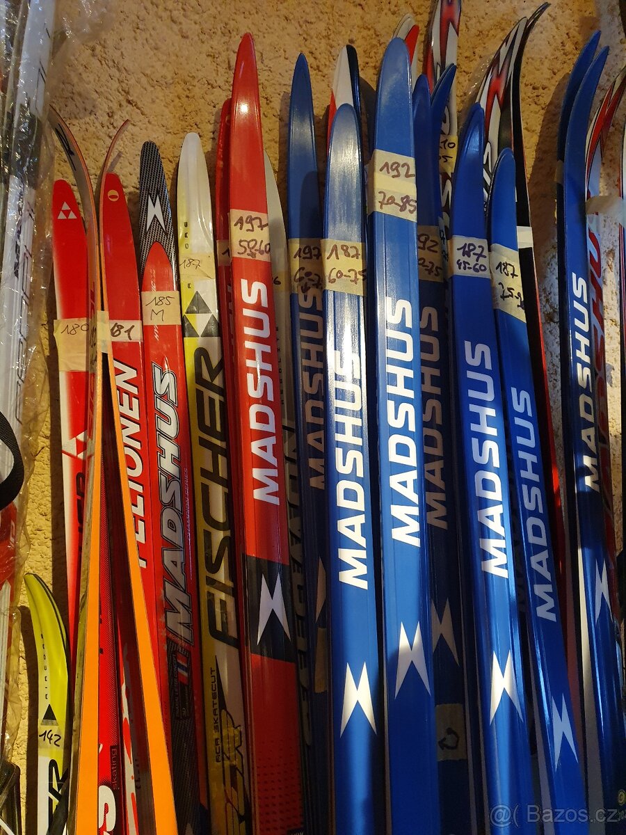 Bežky na bruslení a klasiku skin i šupiny