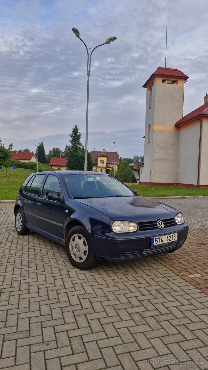 VW Golf 4