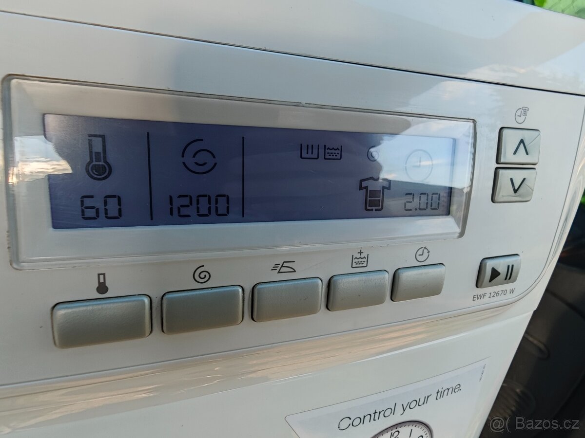 Pračka Elektrolux 6kg 1200ot. EWF 12670W