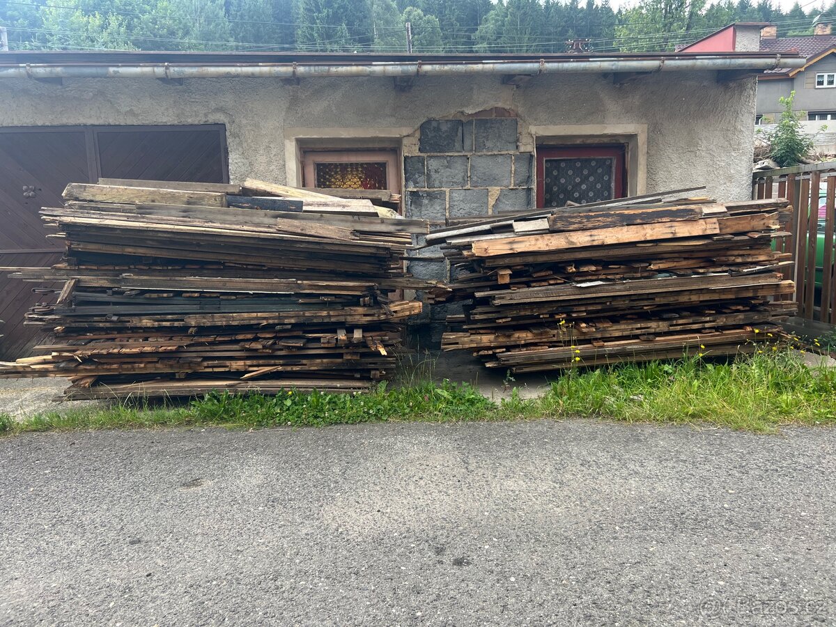Dřevo za odvoz