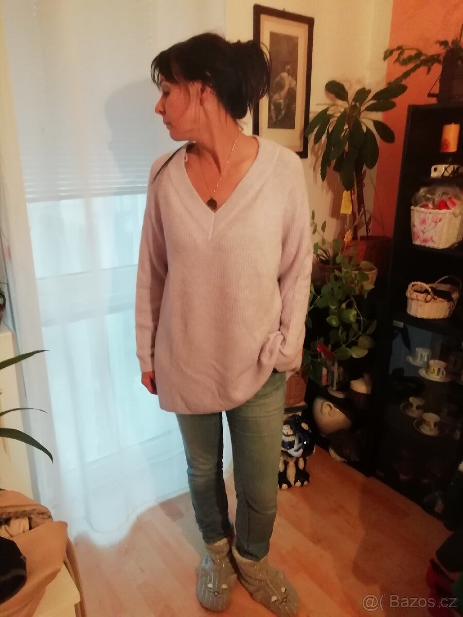 Oversize teplý svetr lila barva C&A, v. Xxl, nový