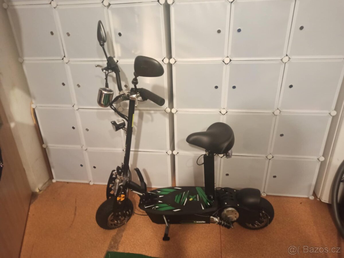 Elektrokoloběžka X-scooter xr 01