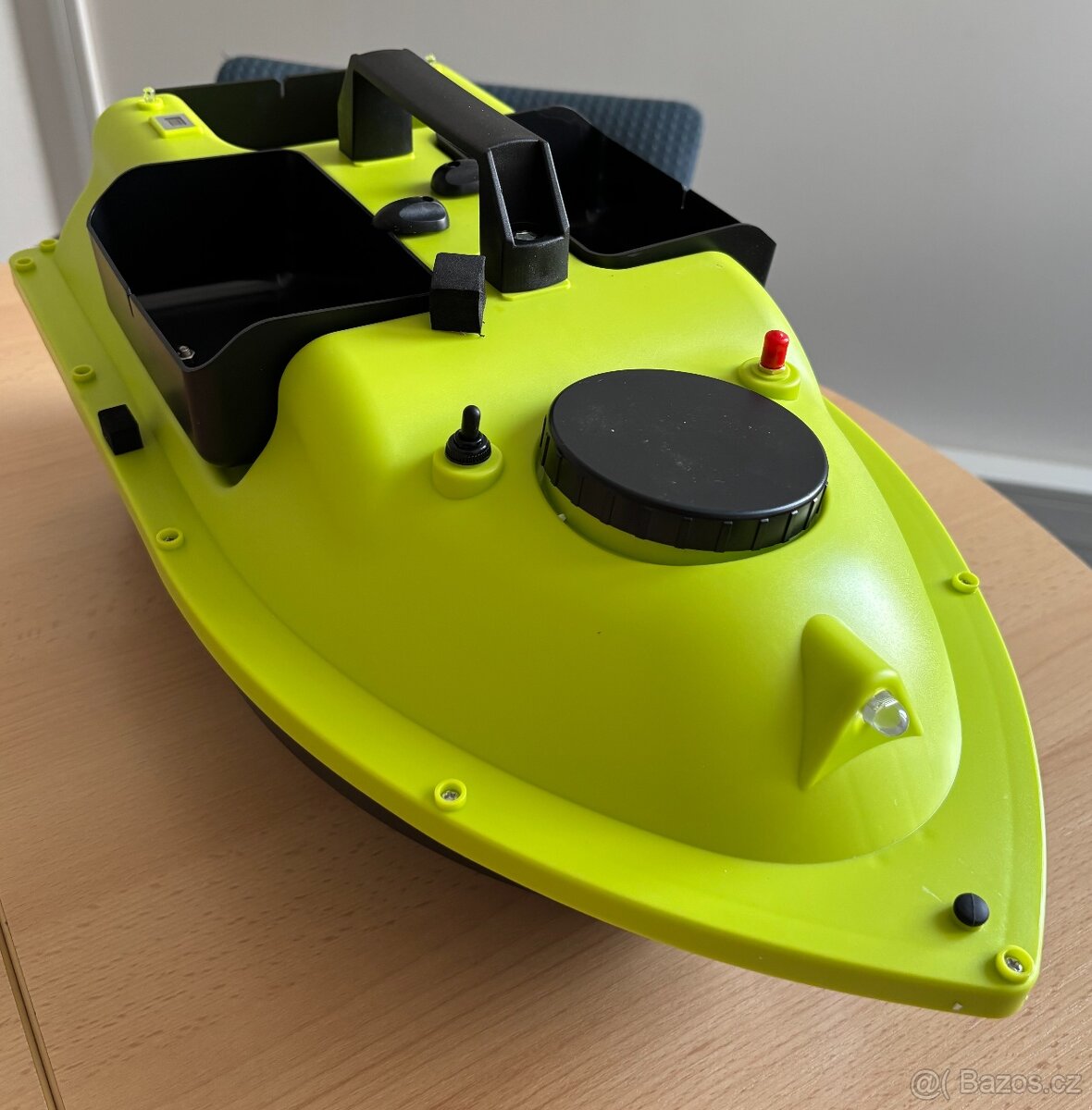 Nová Tříkomorová loďka s GPS s baterií 12000mAh včetně obalu