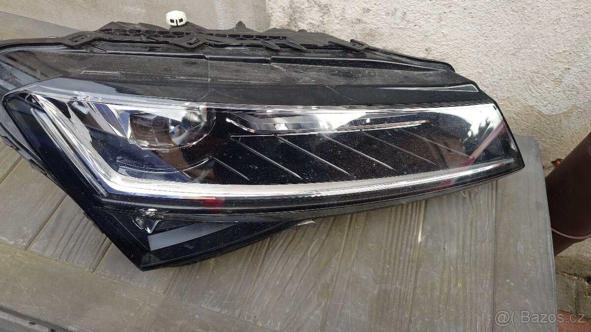 Přední FULL LED světlo Škoda Superb 3 facelift