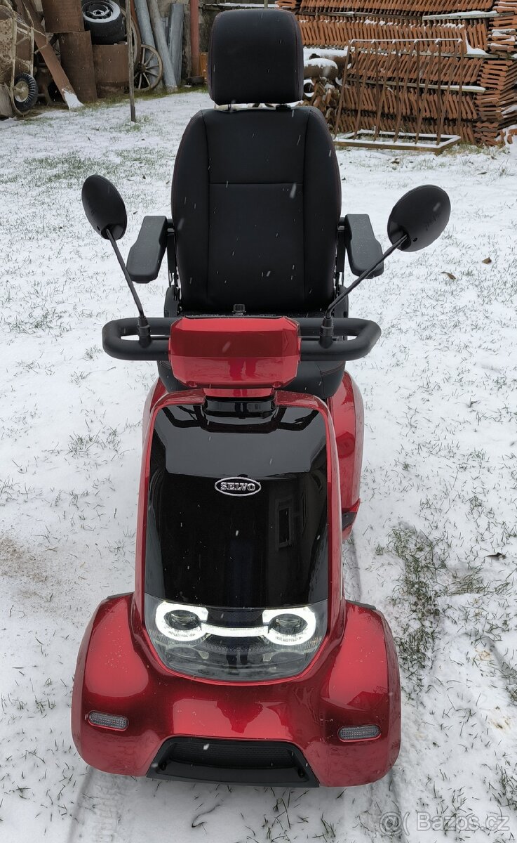 Selvo 4810L elektrický invalidní vozík