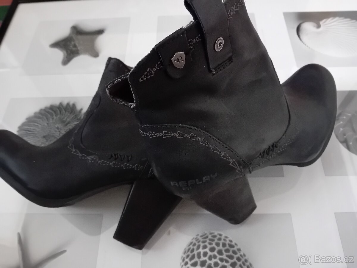 REPLAY DÁMSKÉ KOŽENÉ POLOKOZAČKY VEL.40
