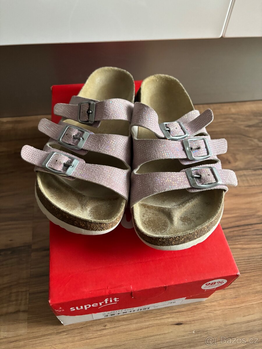 Dívčí přezůvky Superfit 36