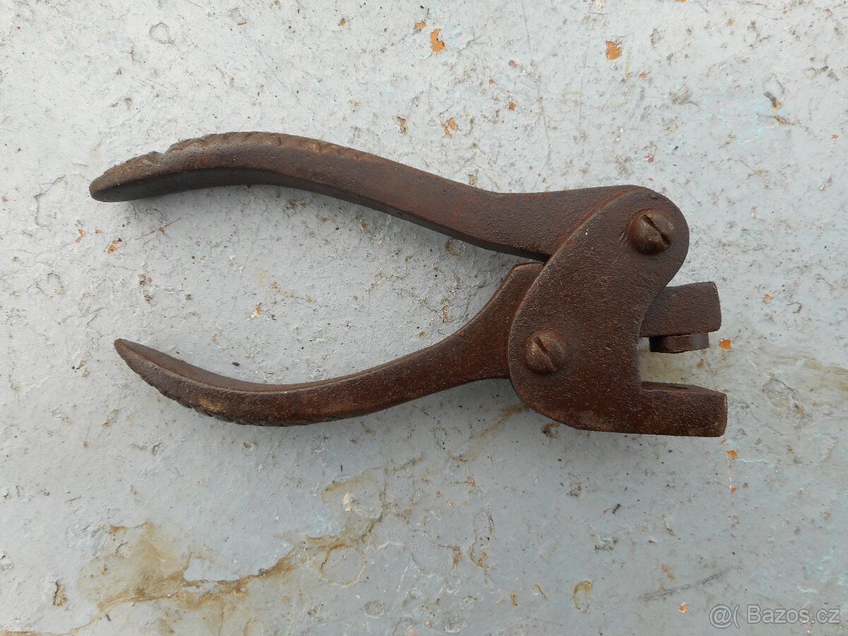 kleště na plomby staré