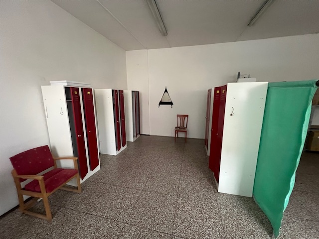 Plechové skříňky