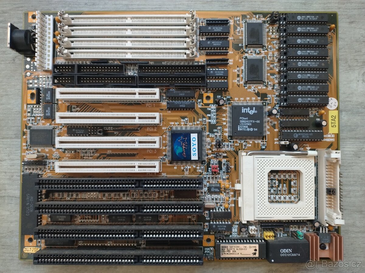 Soyo 5TA2 - Socket 7