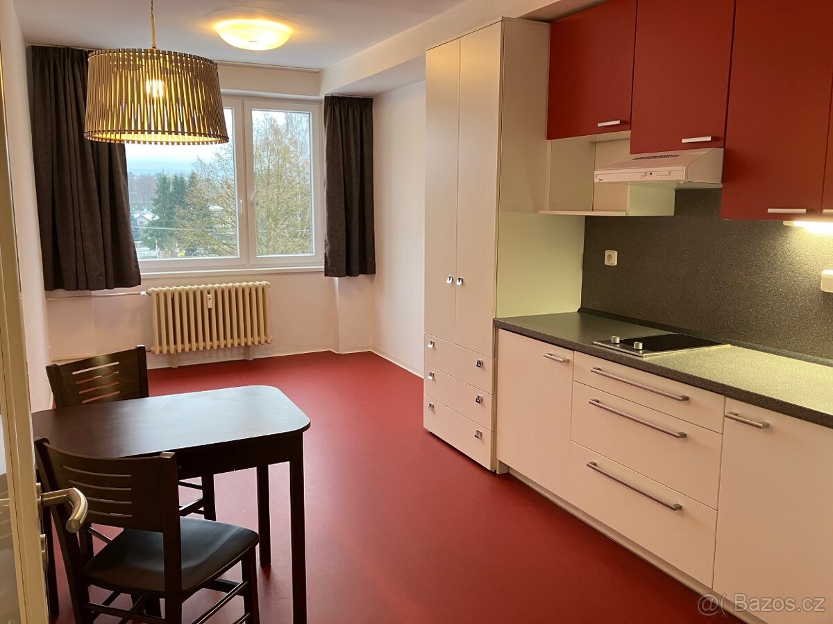 Byt 1+kk, Hronov, 25 m2