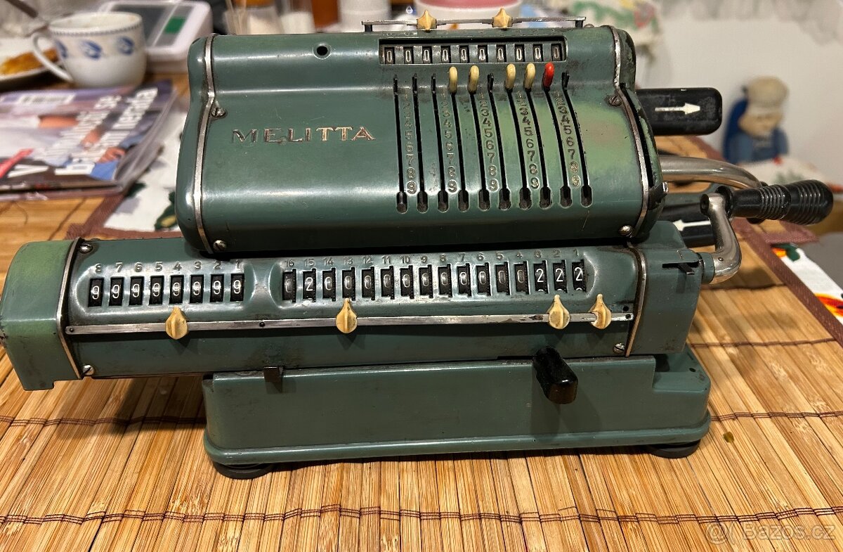 Ruční počítací stroj Melitta