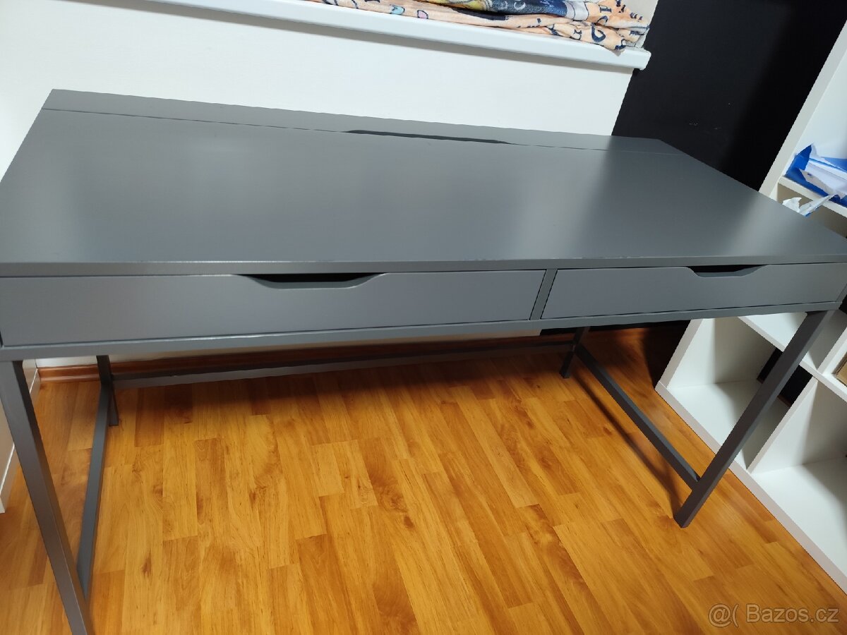 Psací stůl Alex IKEA 132x60cm