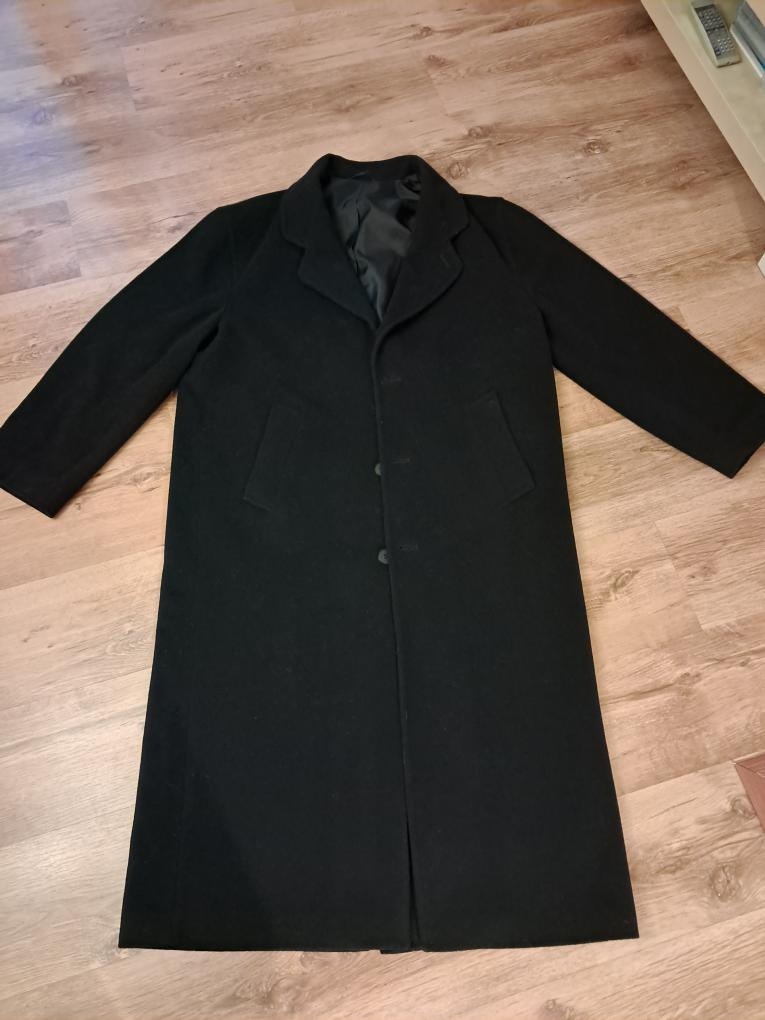 Kabát černý dlouhý pánský