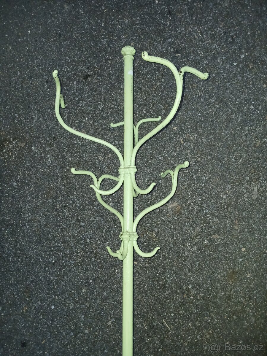 Prodám retro věšák židle lampy