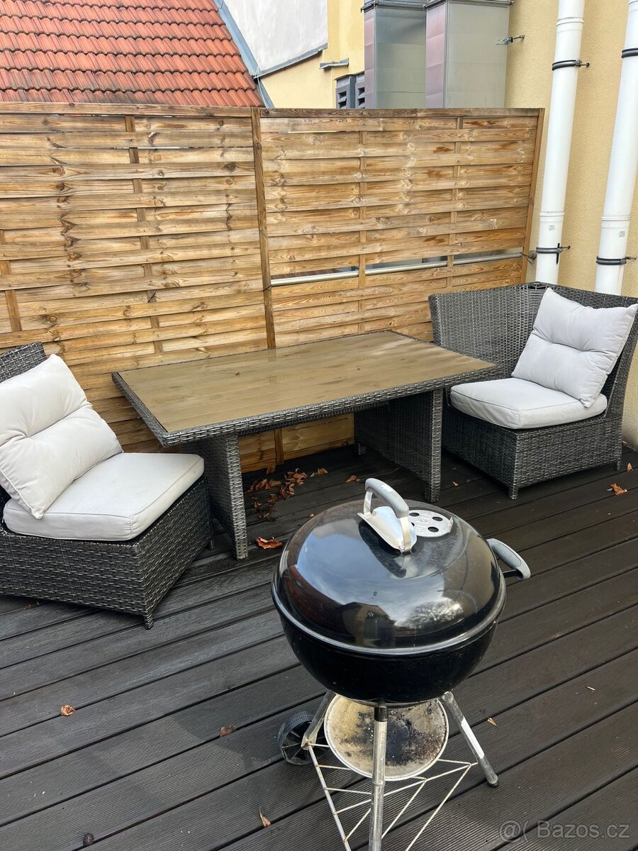 Zahradní nábytek