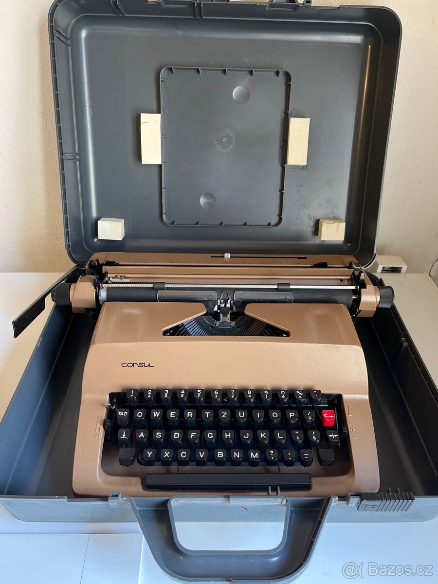 Psací stroj