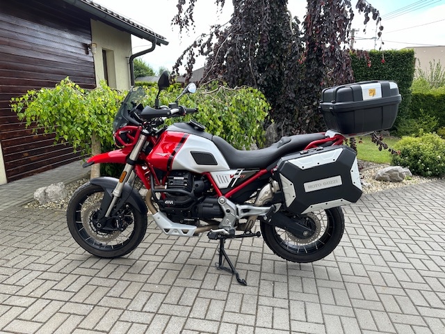 Moto Guzzi V85 TT