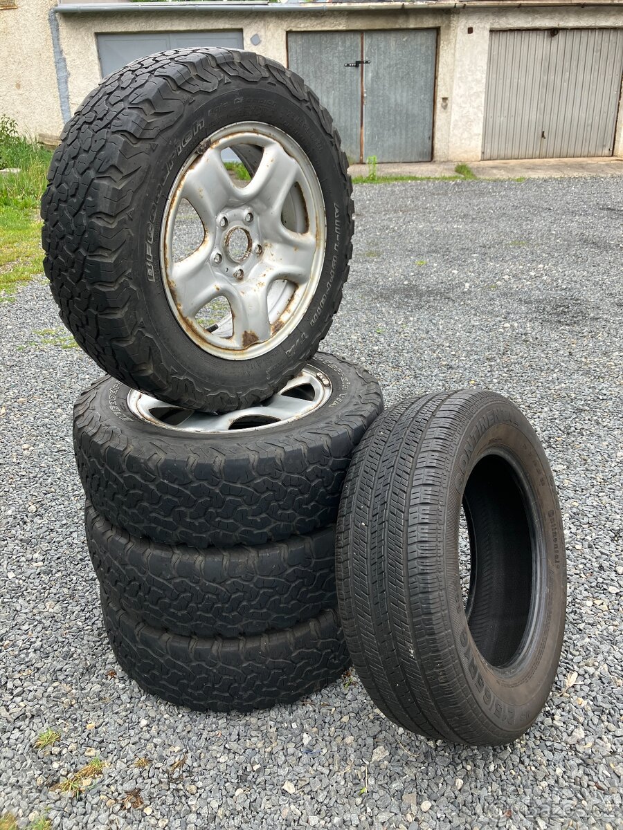 BF Goodrich AllTerrain 215/65 R16 na discích 5x114.3