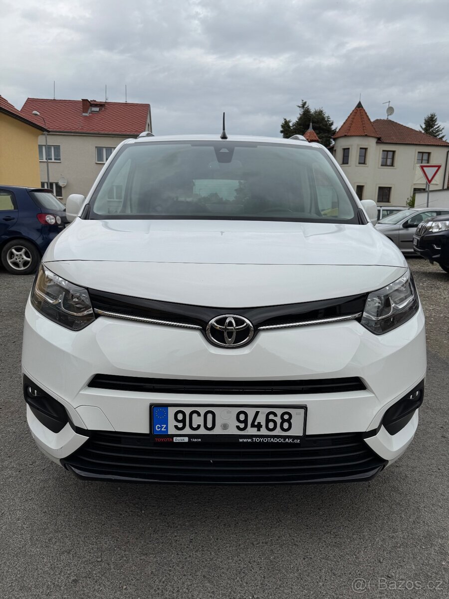 Toyota Proace City Verso 2020, ještě v záruce