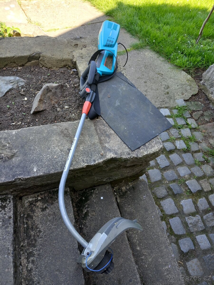 STRUNOV SEKACKA GARDENA PROCUT 800