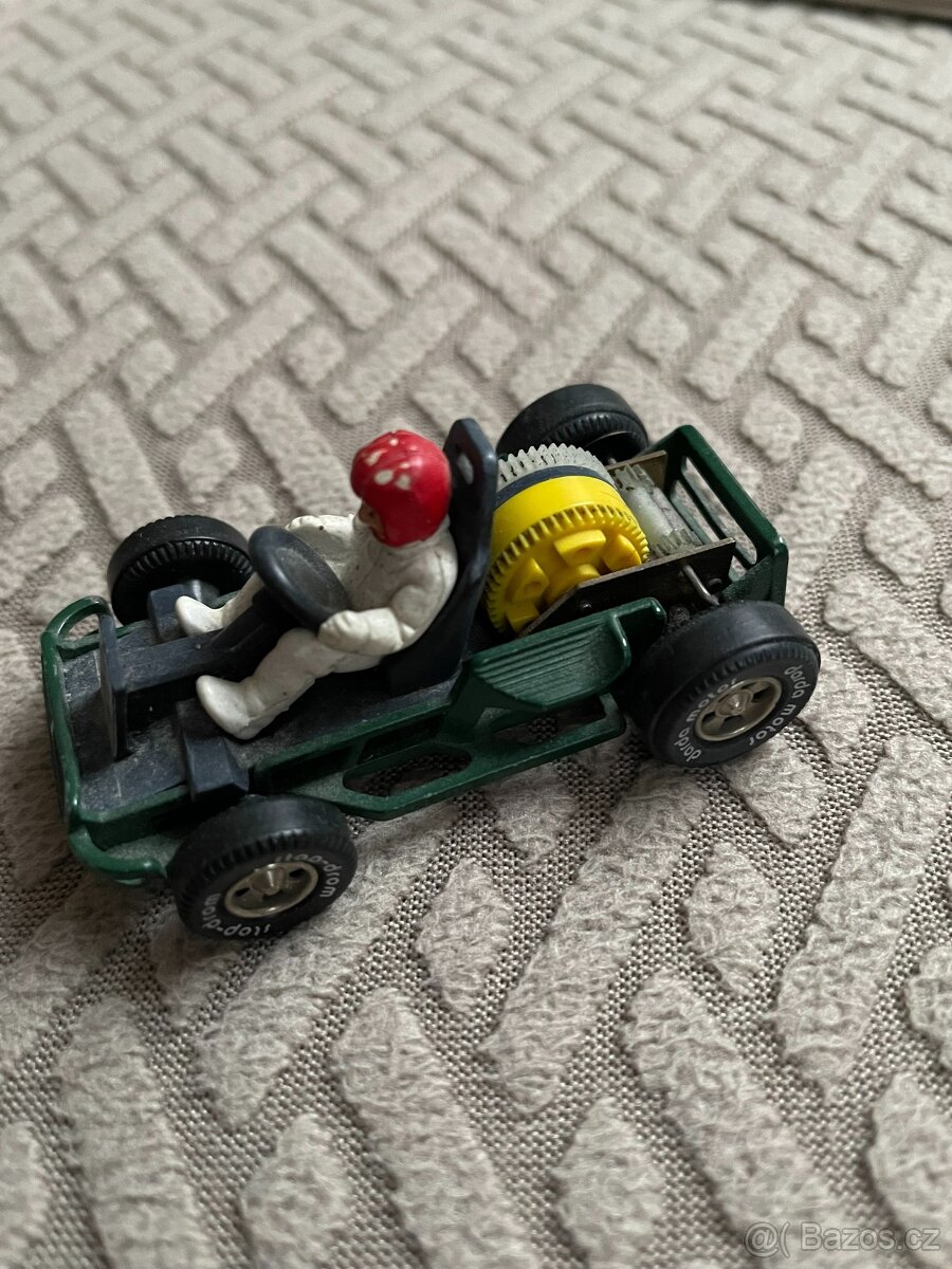 autíčko bugy darda motor