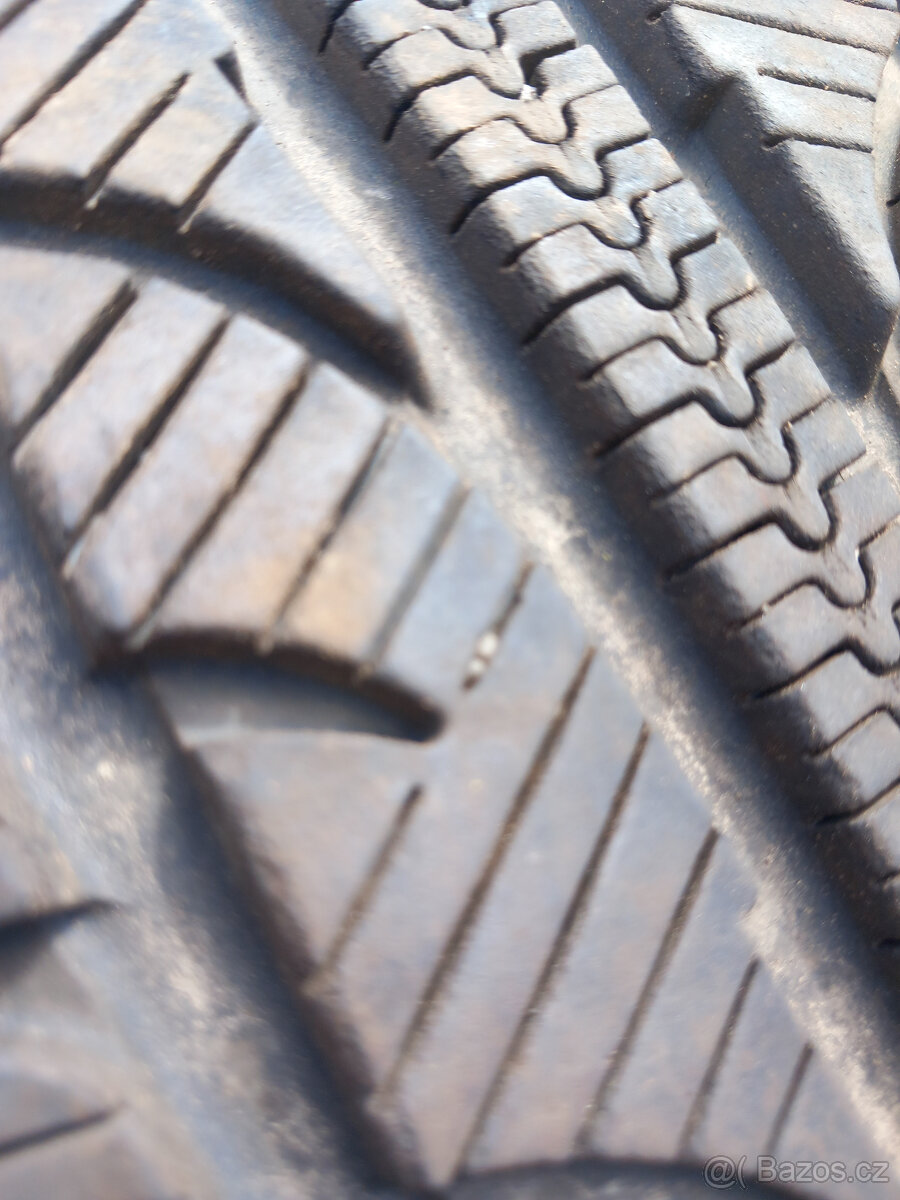 205/60R16 ZIMNÍ PNEU EXTRA LOAD