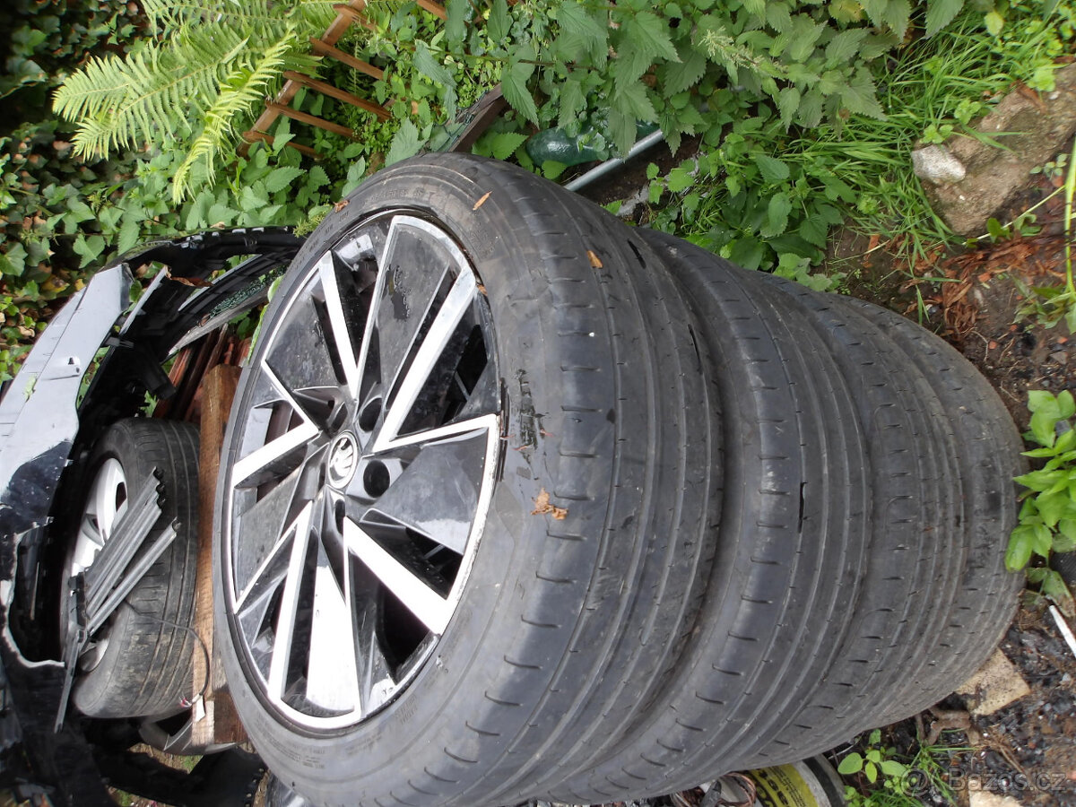 Škoda Octavia IV alu kola 18"
