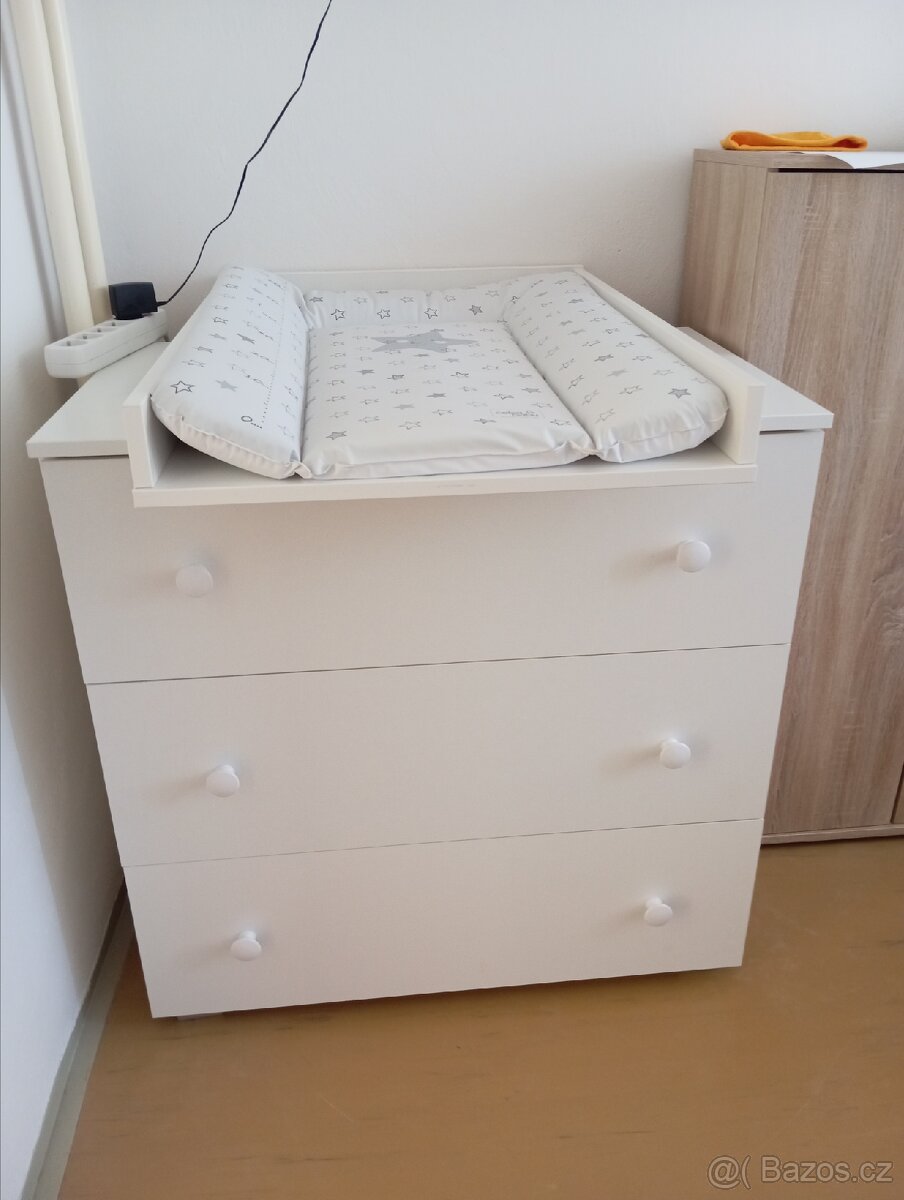 Přebalovací Prostorná komoda