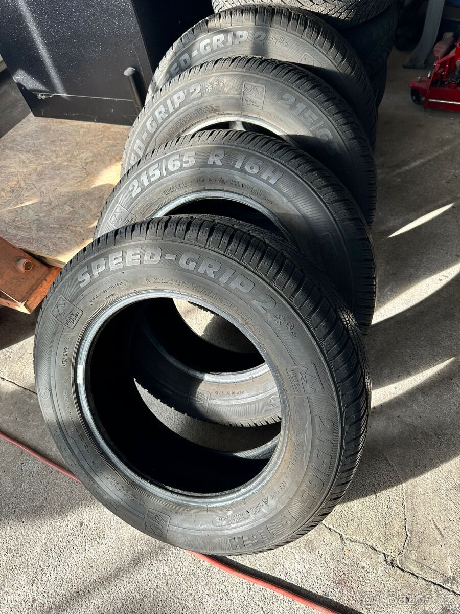 Zimní gumy Semperito Speed-Grip 2 215/65 R16 H. DOT 4113.