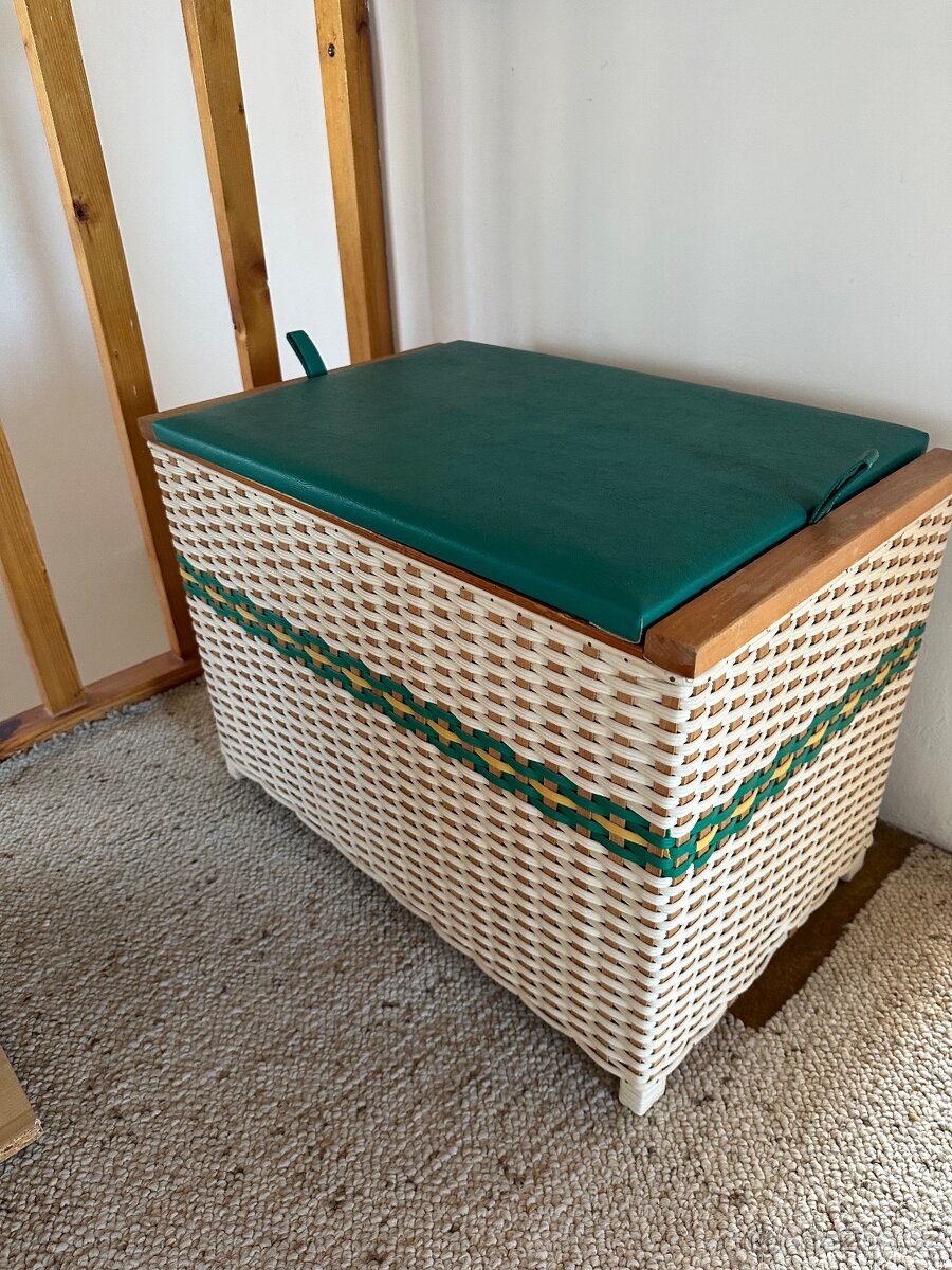 Retro truhla / koš/ box