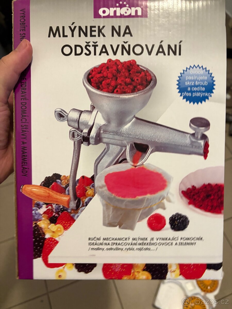 Mlýnek na odšťavňování ovoce