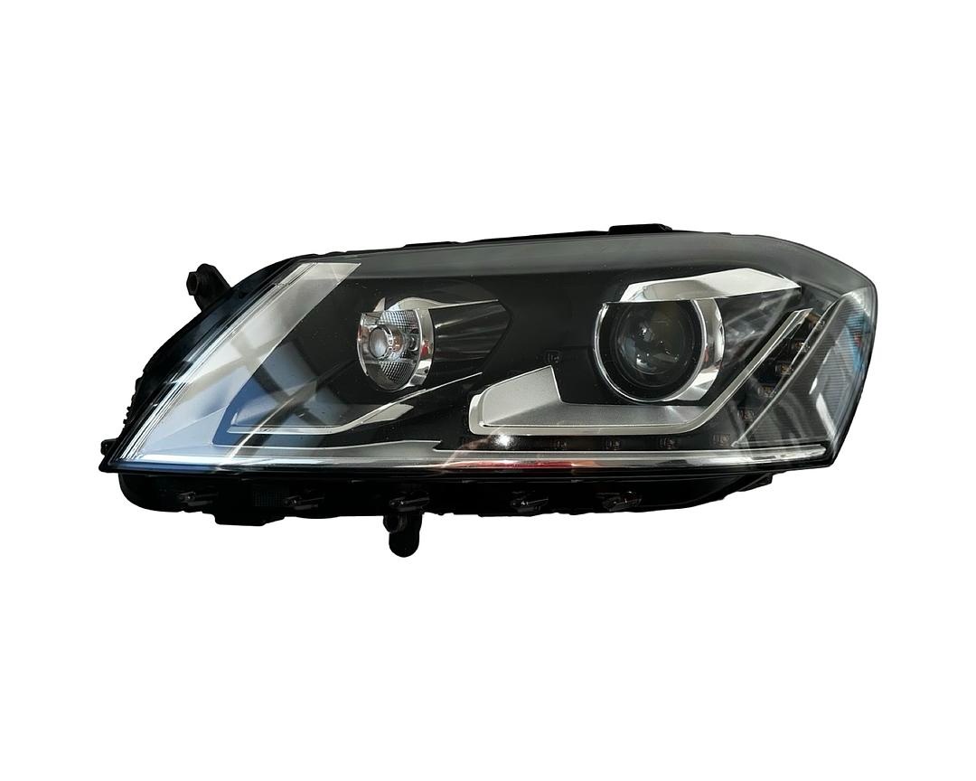 Levý xenon světlomet 3AB941753 VW Passat B7 r.v. 2014