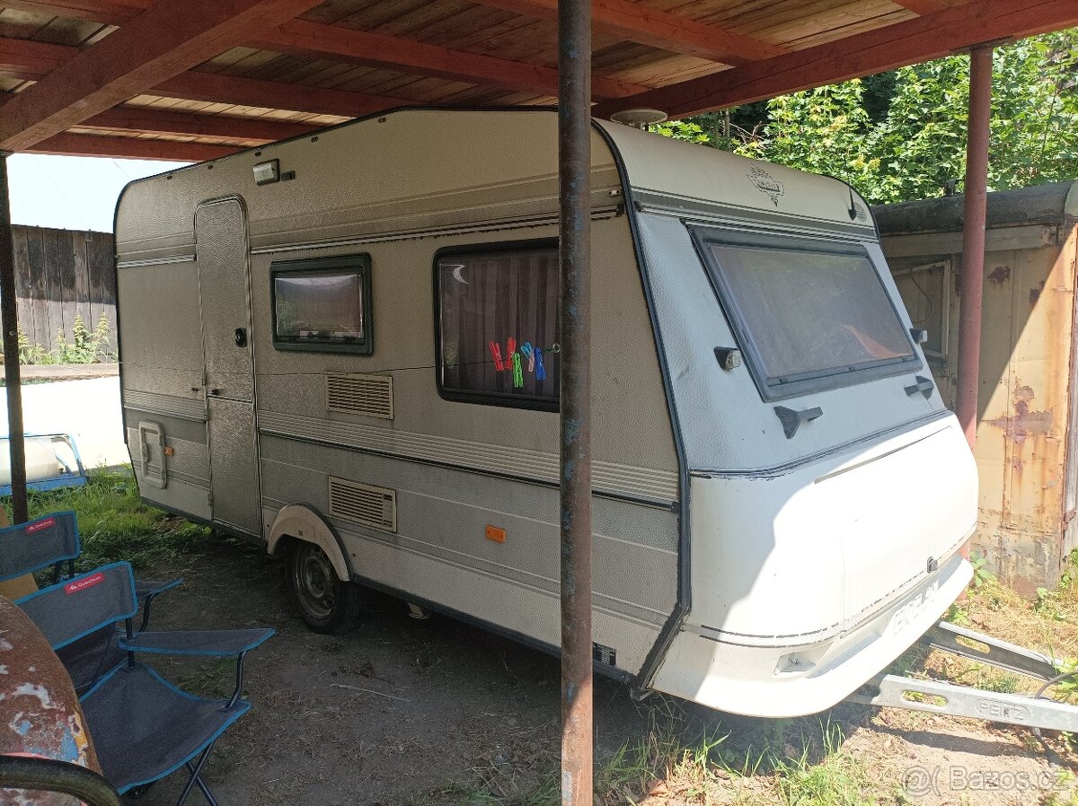 Obytný přívěs Hobby 420