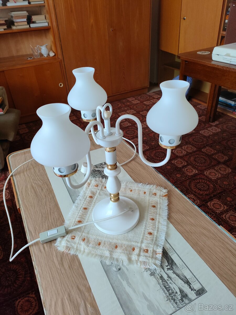 Stolní lampa