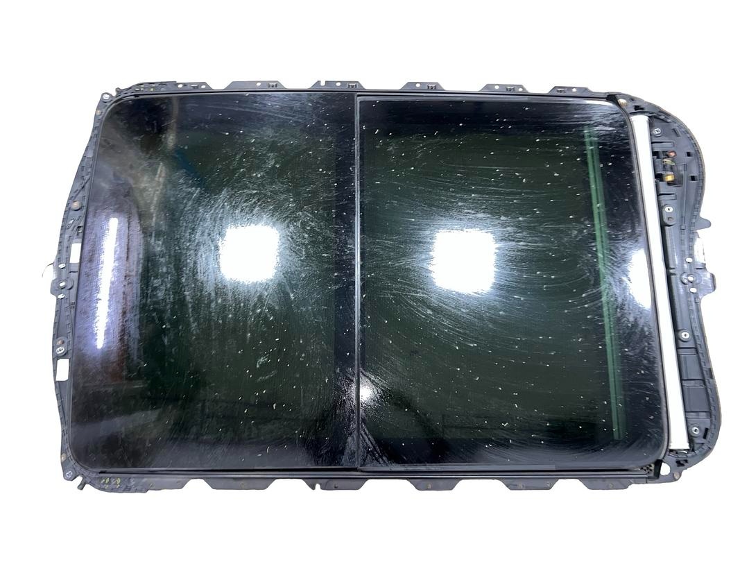 Panoramatické střešní okno 5TA877041A VW Touran 5T r.v. 2016