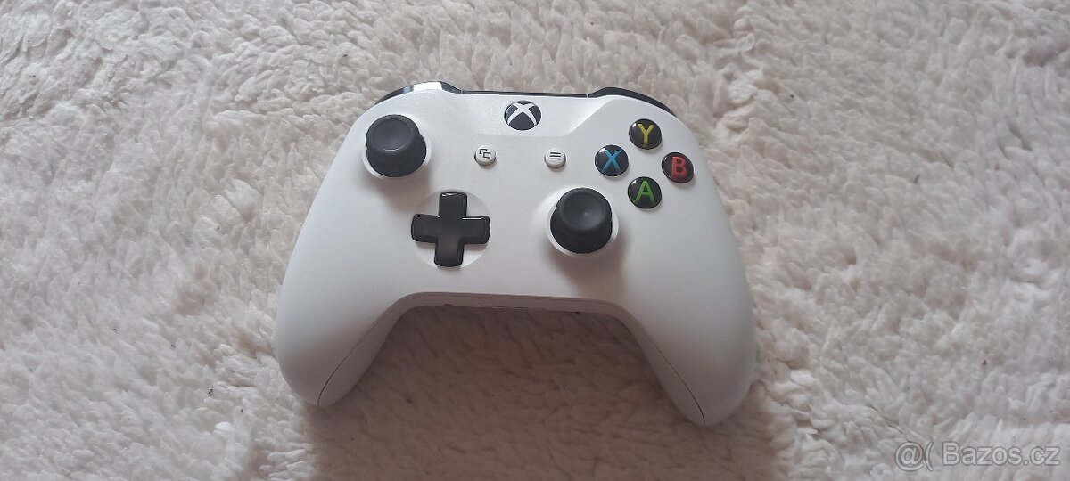 Prodám ovladač pro XBOX ONE ne ND