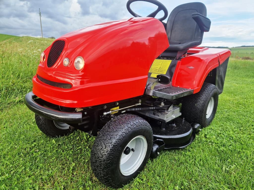 Zahradní traktor, traktůrek AGS, SECO, STARJET, motor Brigg