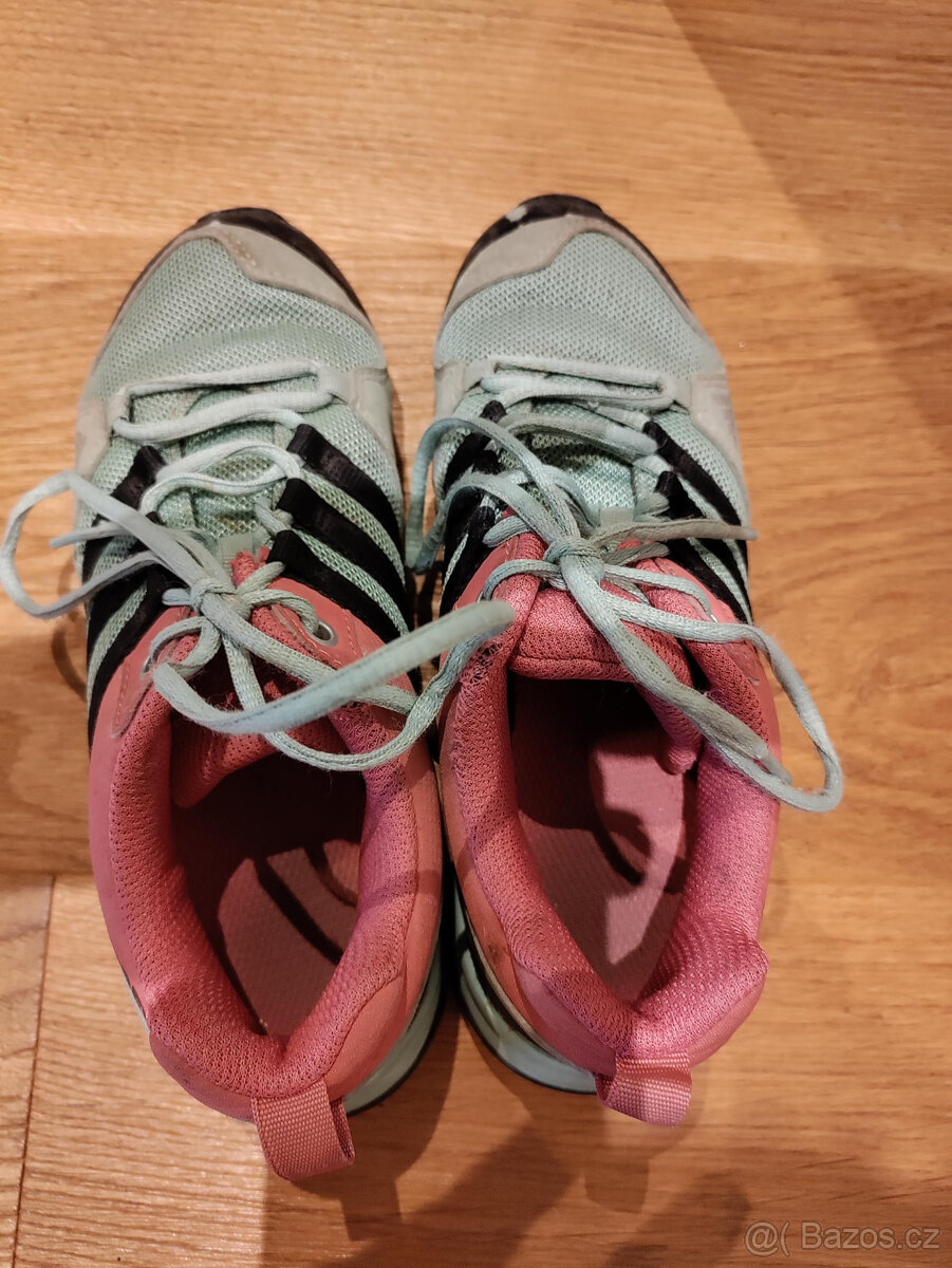 Prodám dětské tenisky ADIDAS vel. 32