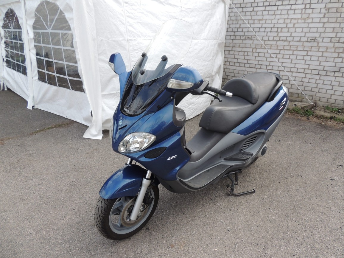Piaggio X9 Evolution 250,r.v.2007,ČR,2maj.18000km