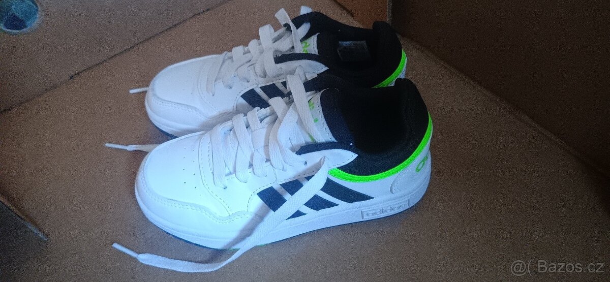 Tenisky Adidas (stav nových) vel.29