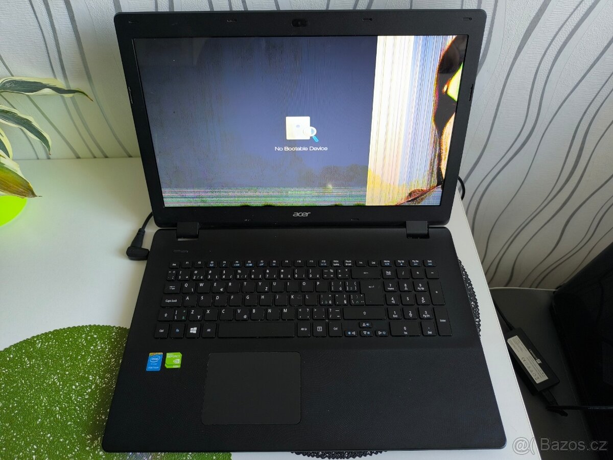 ACER Aspire ES1-711 C94B (17,3")