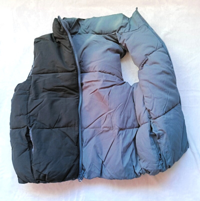 NOVÁ OBOUSTRANNÁ VESTA-8-10 let, 134/140 cm