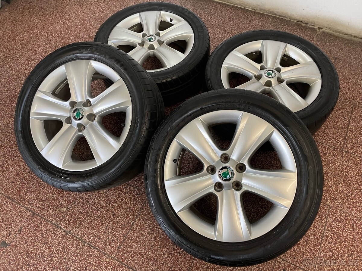 Originalní ALU kola Škoda 5x112 r17 letní pneu 5mm